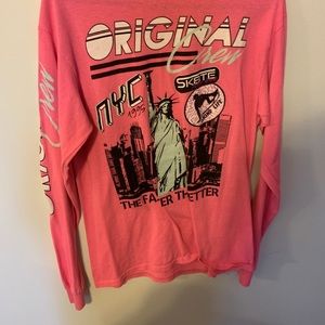 Hot pink long sleeve t-shirt !